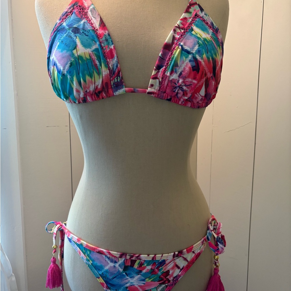 VENUS Triangle Tassel Bikini NEW